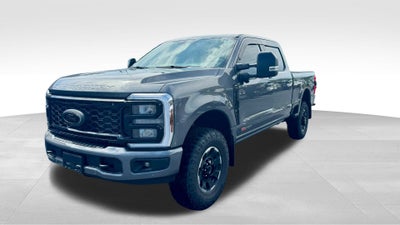 2025 Ford F-250 F-250® Lariat®