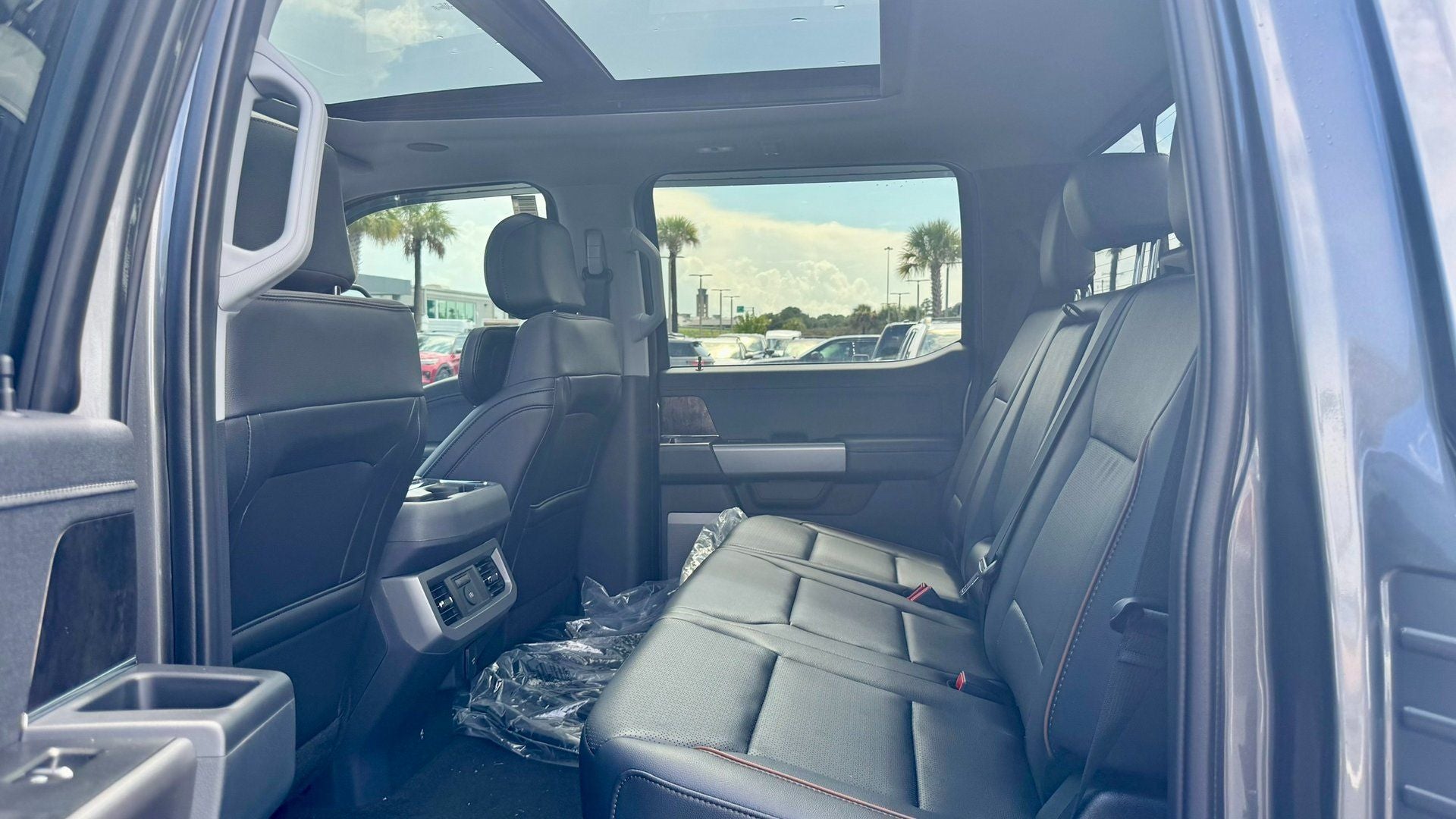 2025 Ford F-250 F-250® Lariat®