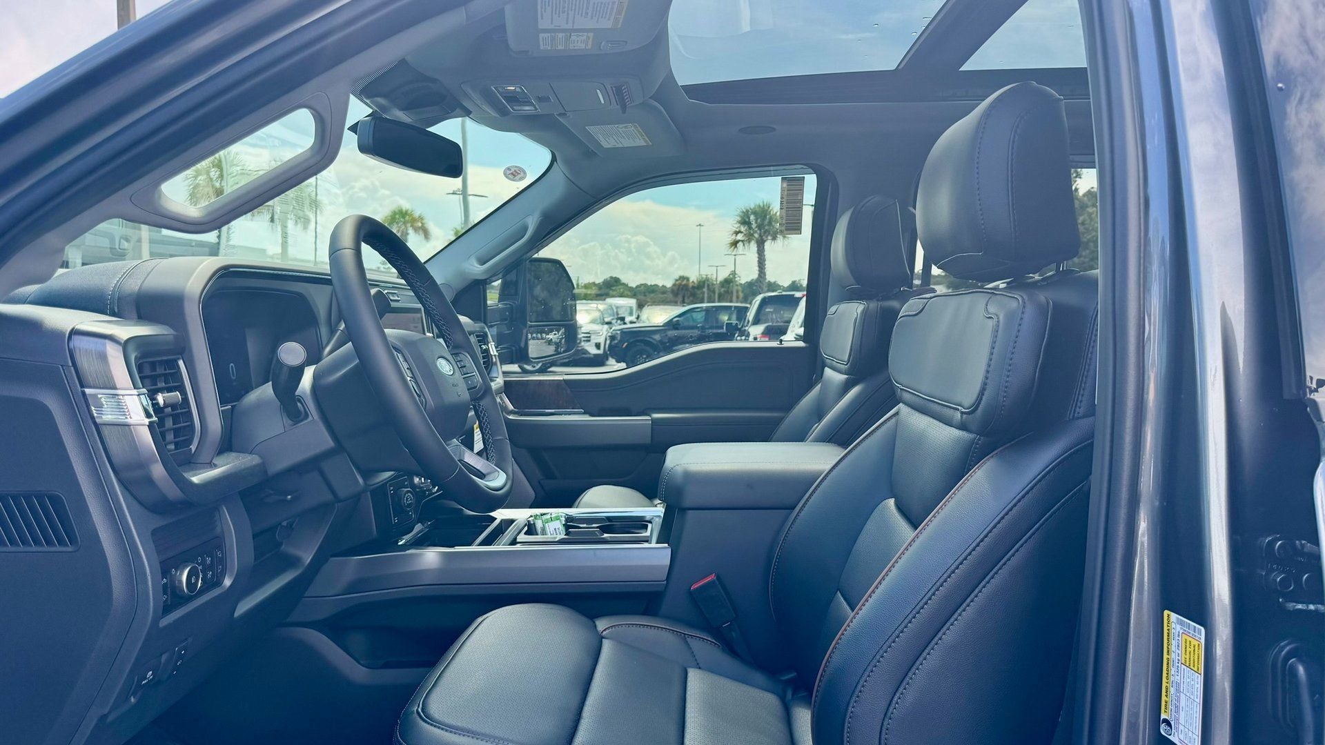 2025 Ford F-250 F-250® Lariat®