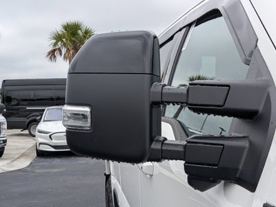 2027 Ford F-250 F-250® Lariat®