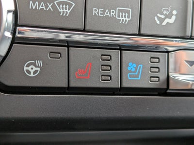 2027 Ford F-250 F-250® Lariat®