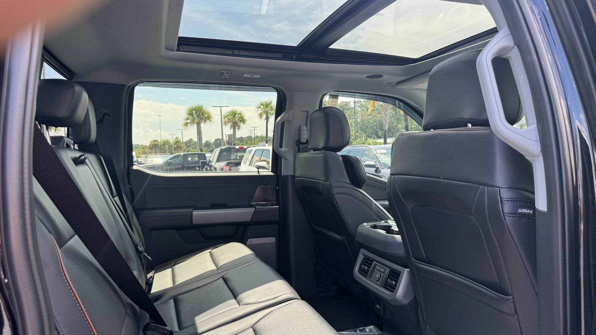 2025 Ford F-250 F-250® Lariat®