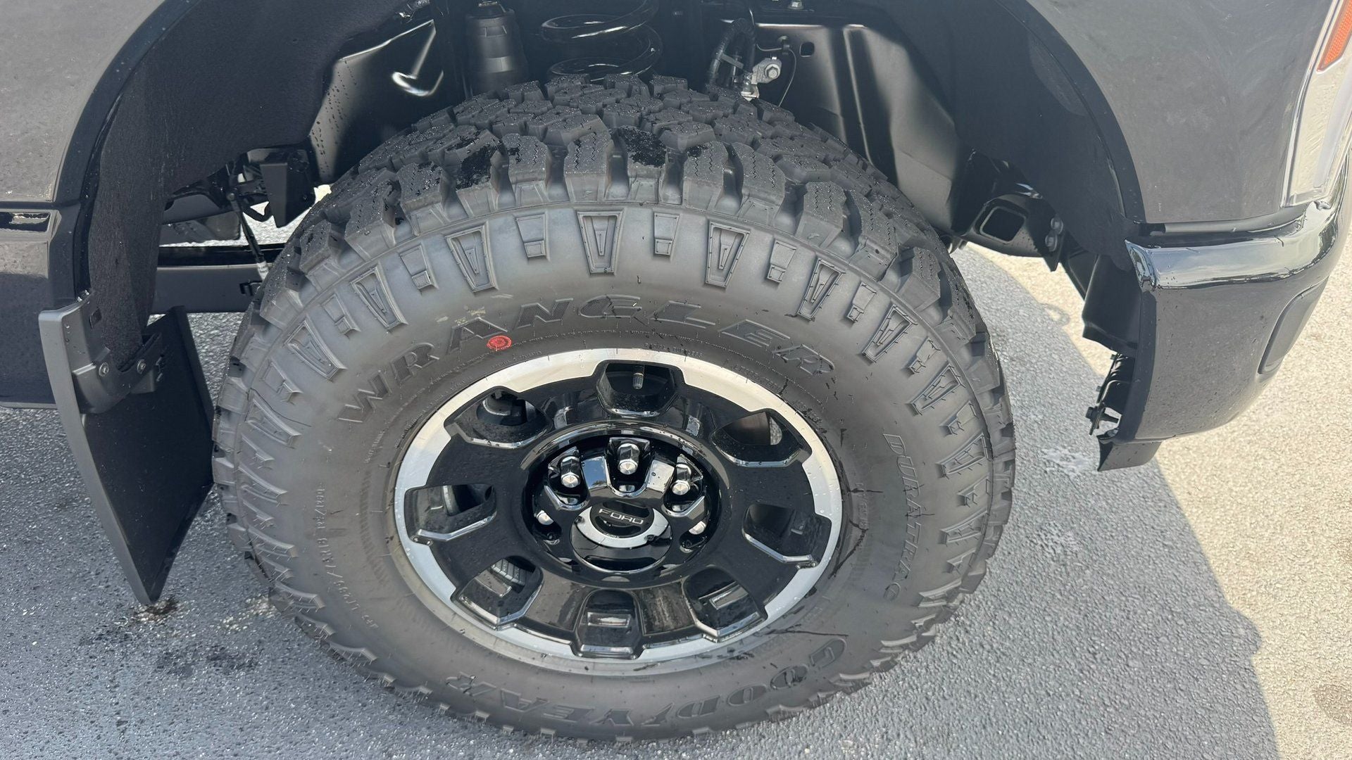 2025 Ford F-250 F-250® Lariat®