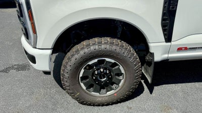 2025 Ford F-250 F-250® Lariat®