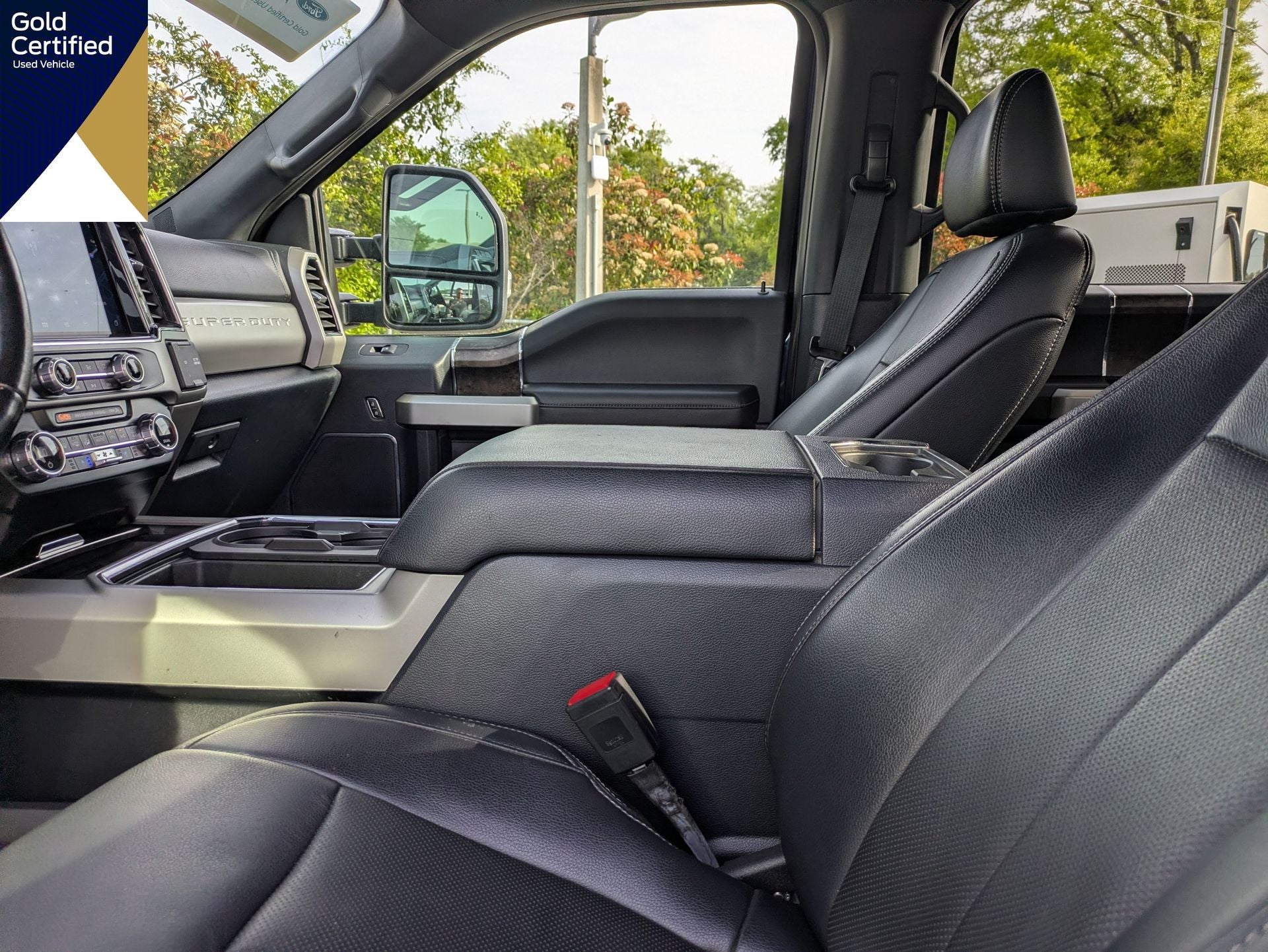 2022 Ford F-250SD Lariat