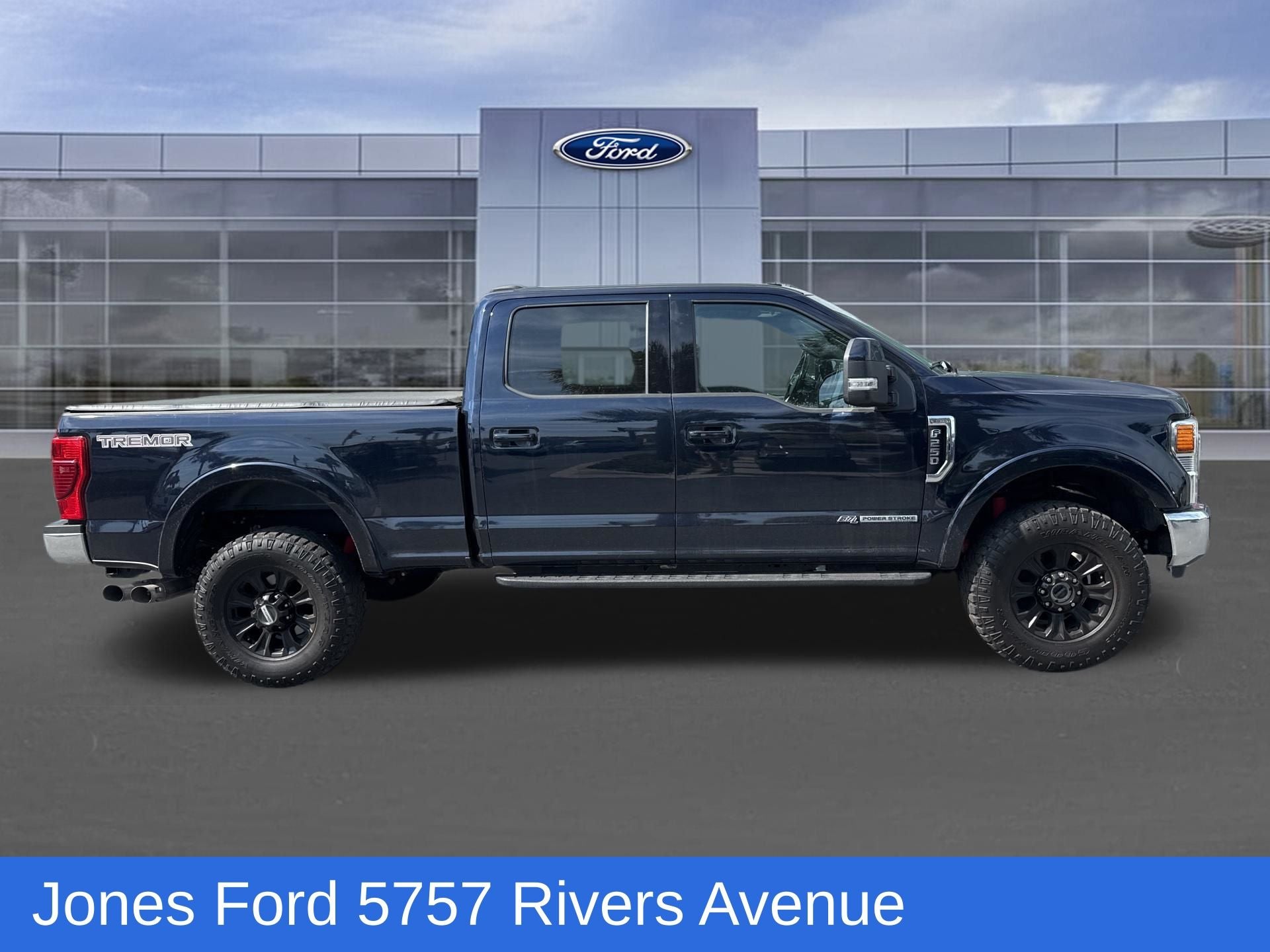 2022 Ford F-250SD Lariat