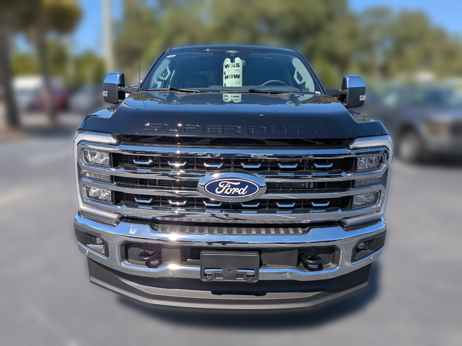 2027 Ford F-350SD F-350® Lariat®