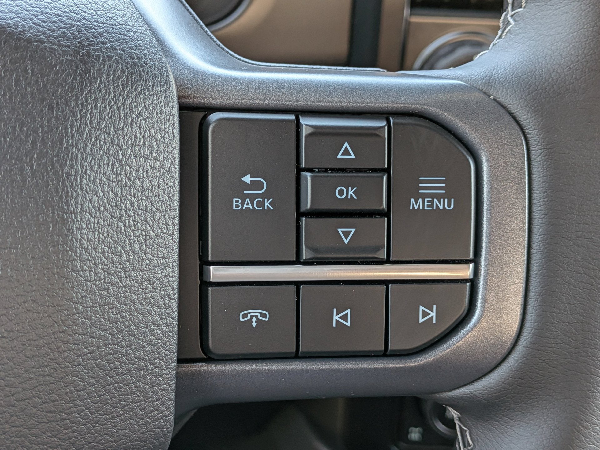 2027 Ford F-350SD F-350® Lariat®