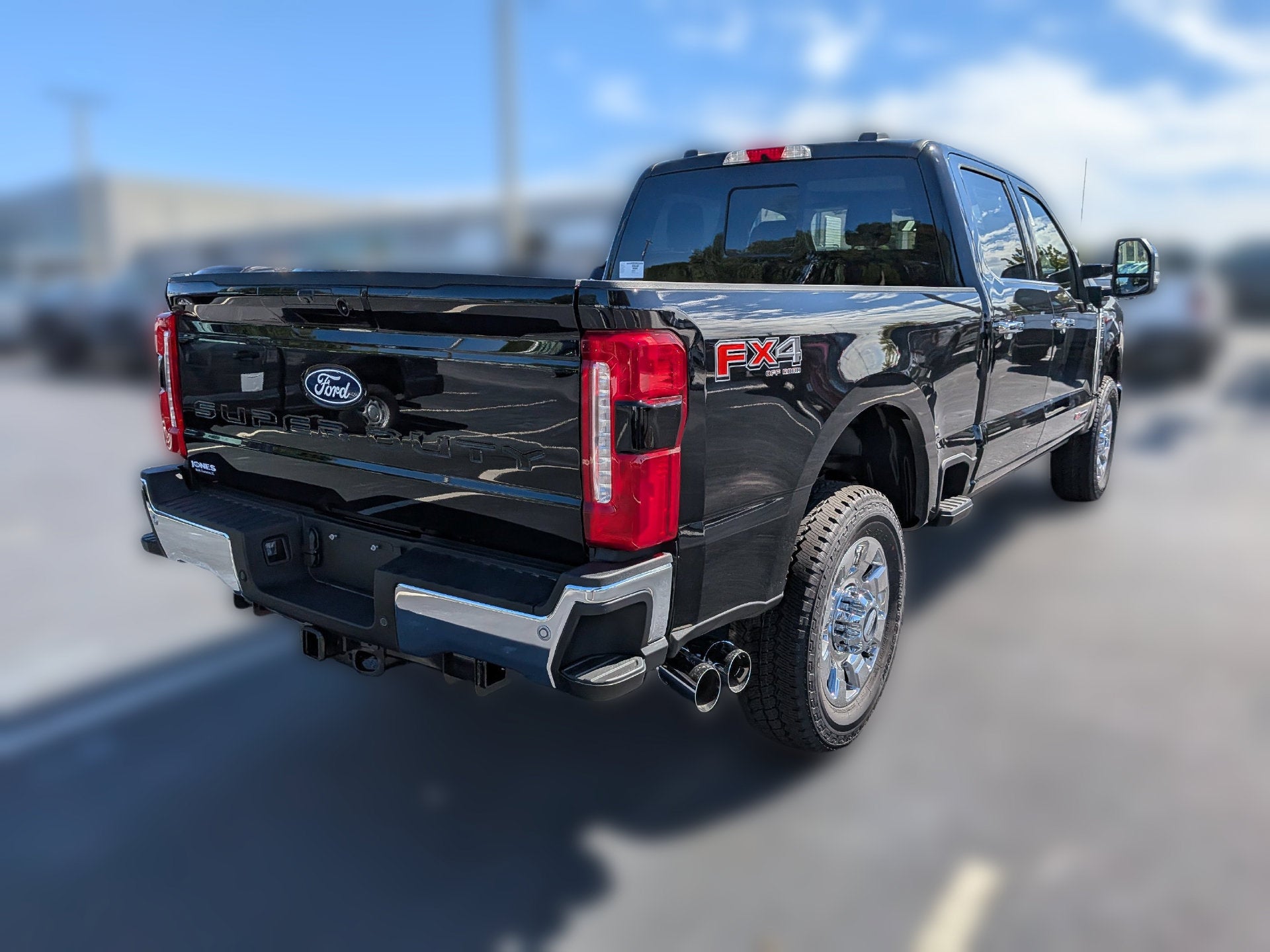 2027 Ford F-350SD F-350® Lariat®