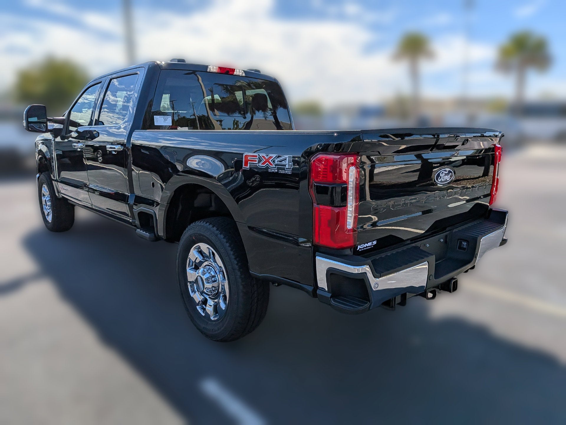 2027 Ford F-350SD F-350® Lariat®