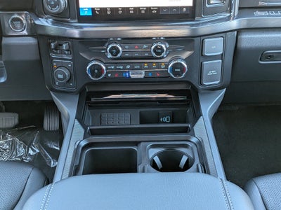 2027 Ford F-350SD F-350® Lariat®