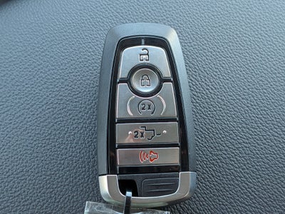 2027 Ford F-350SD F-350® Lariat®