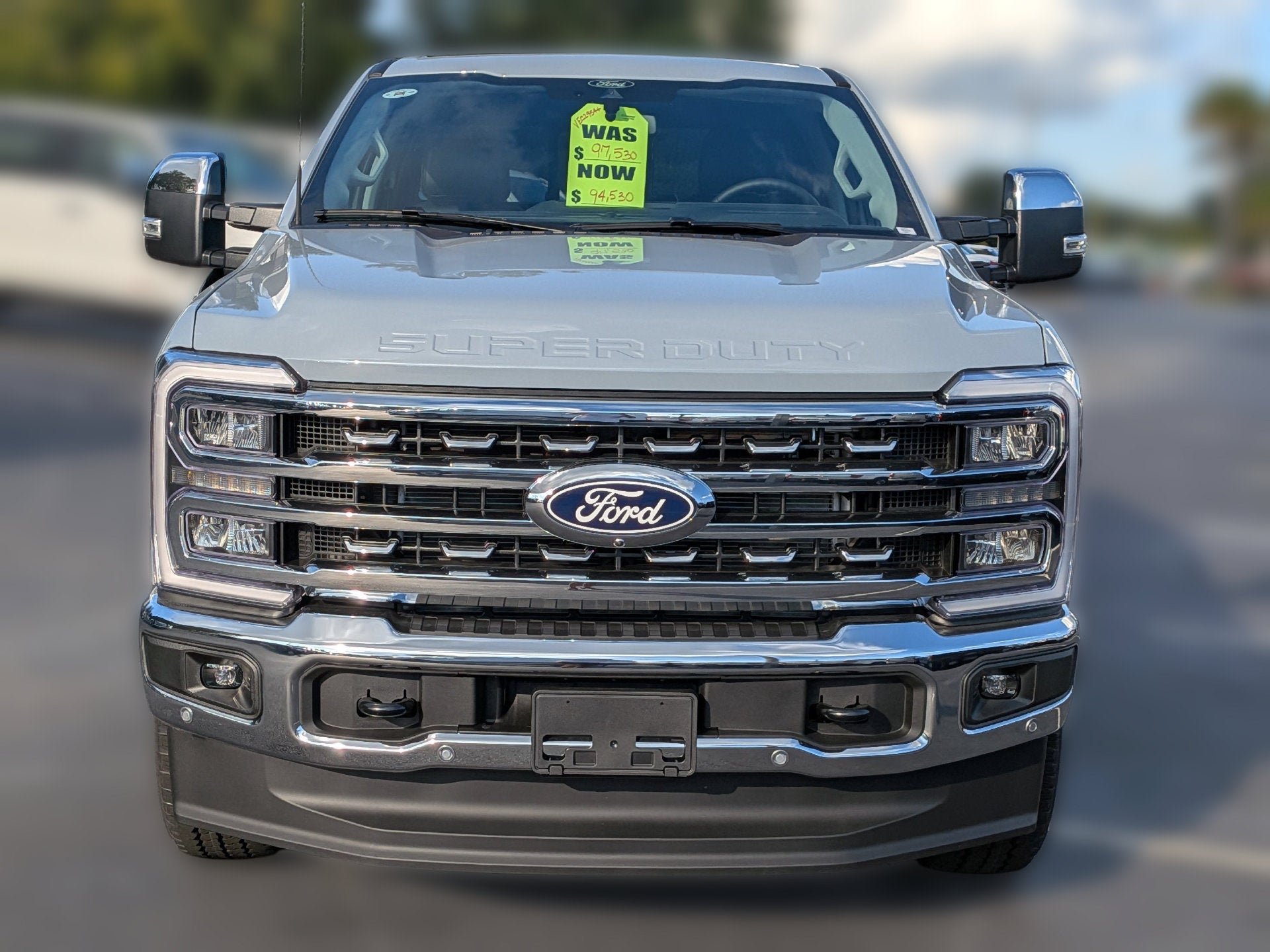 2027 Ford F-350SD F-350® Lariat®
