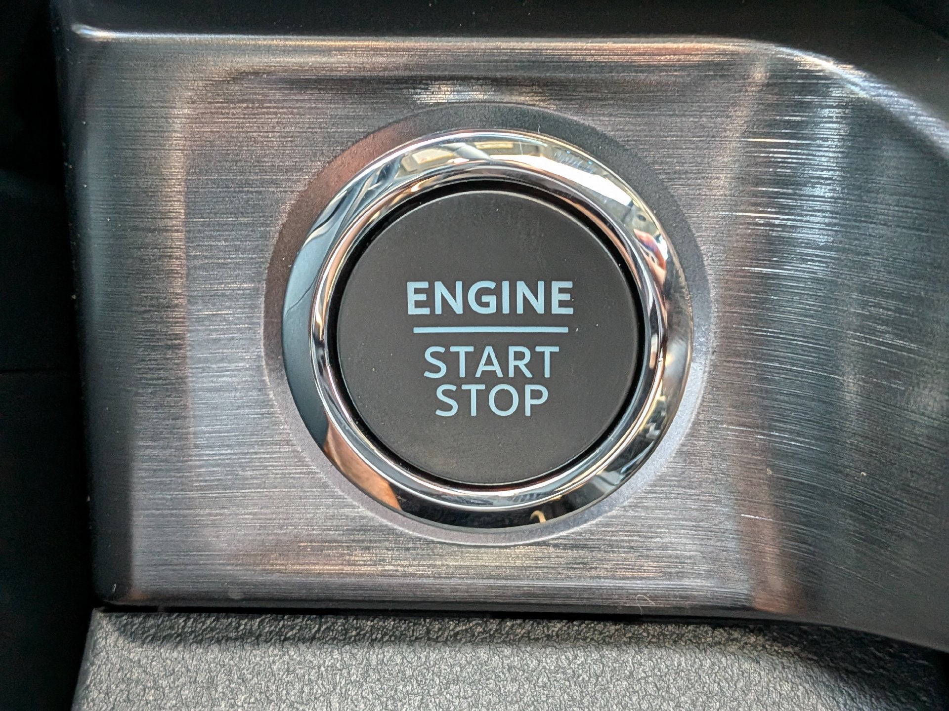 2027 Ford F-350SD F-350® Lariat®
