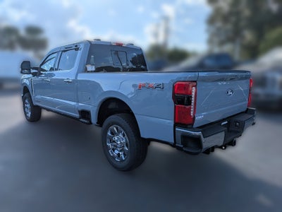 2027 Ford F-350SD F-350® Lariat®