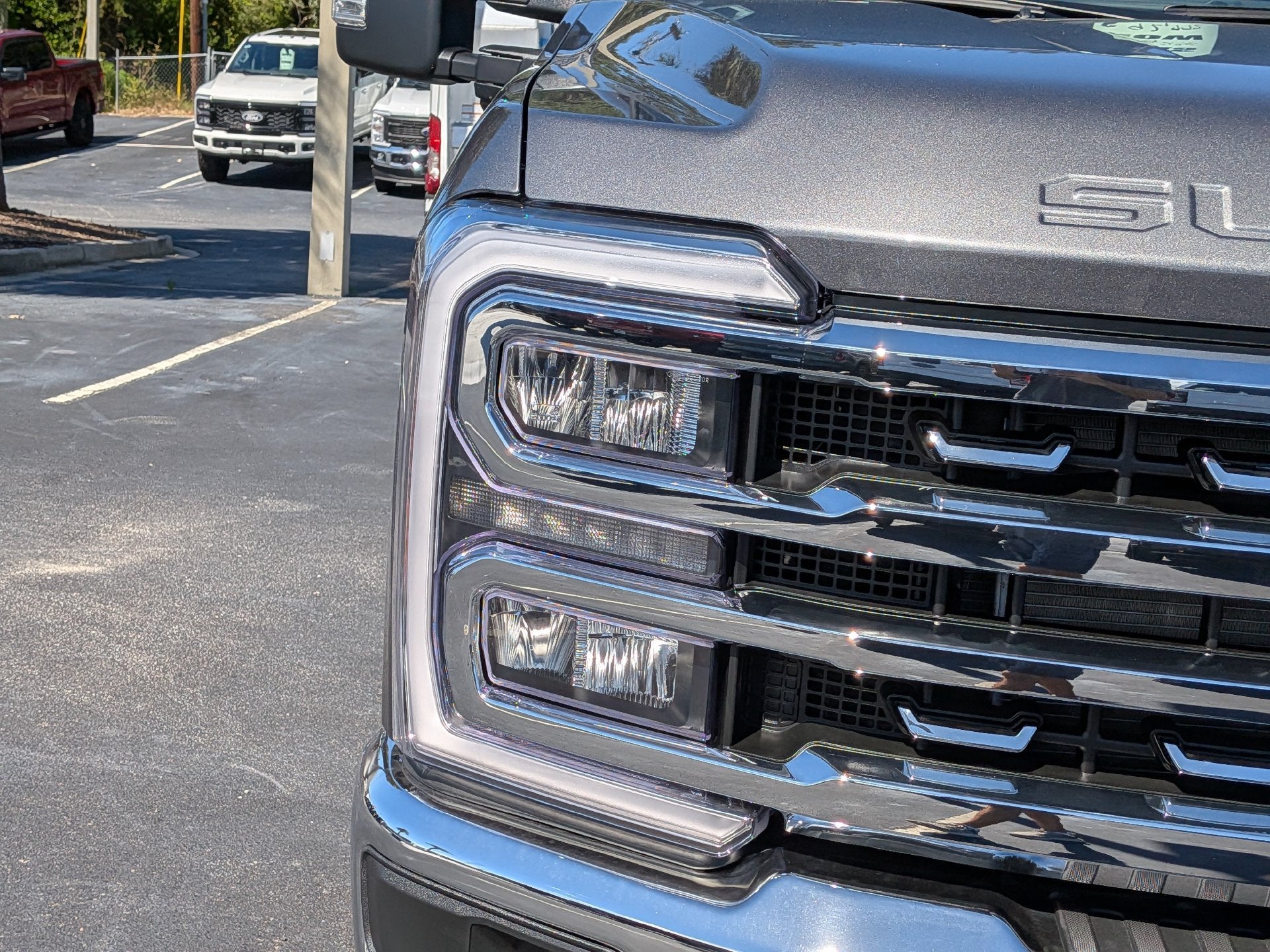 2027 Ford F-350SD F-350® Lariat®