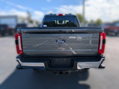2027 Ford F-350SD F-350® Lariat®