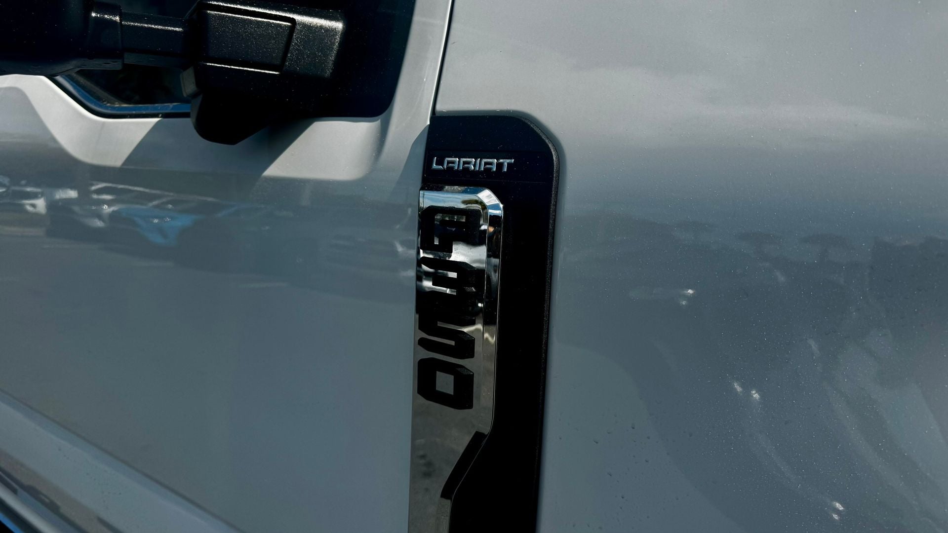 2026 Ford F-350SD F-350® Lariat®