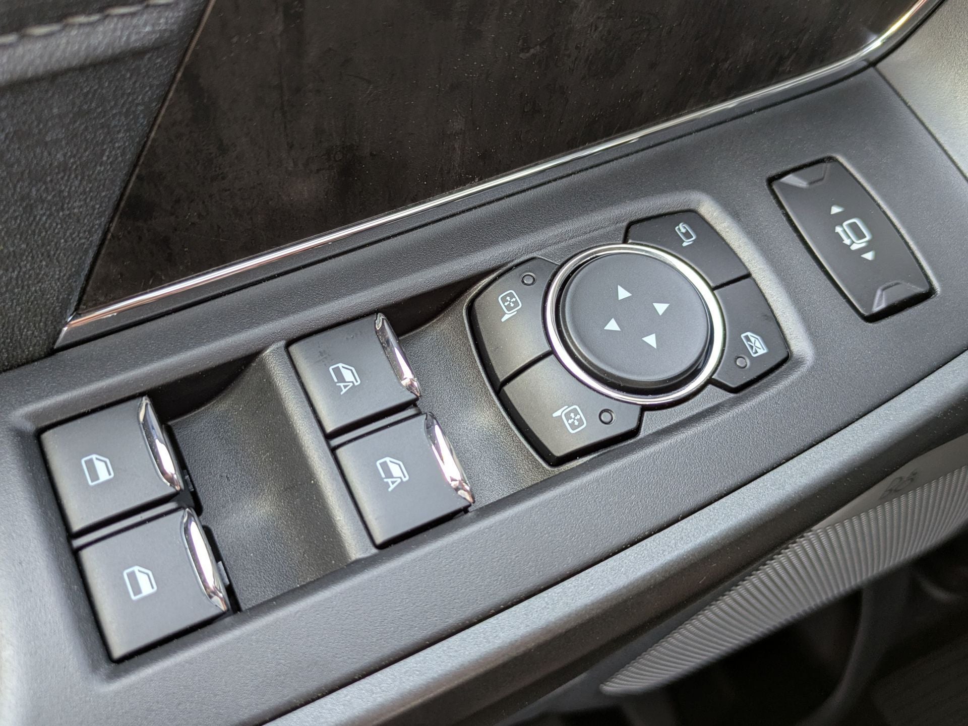 2026 Ford F-350SD F-350® Lariat®