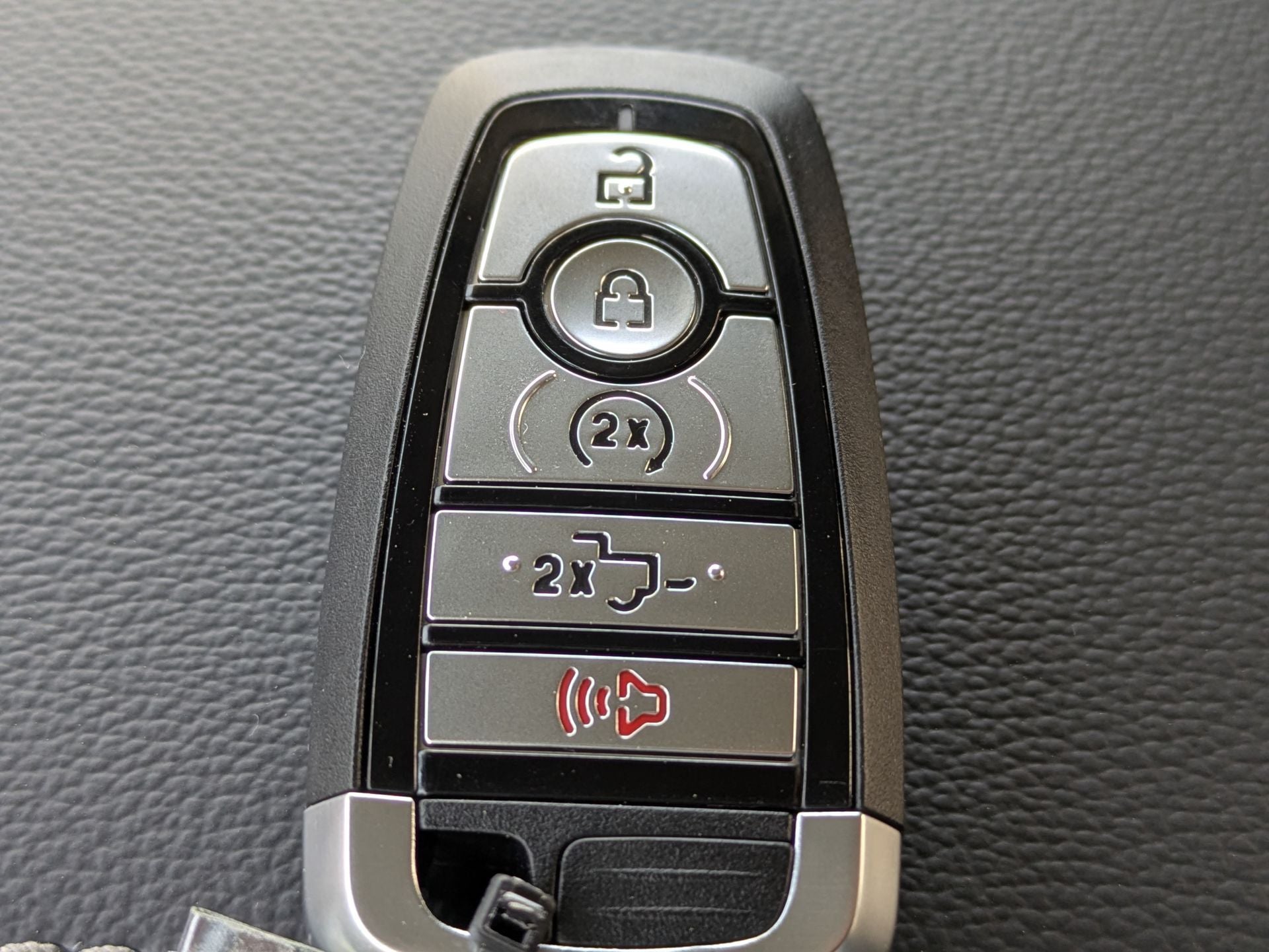 2026 Ford F-350SD F-350® Lariat®