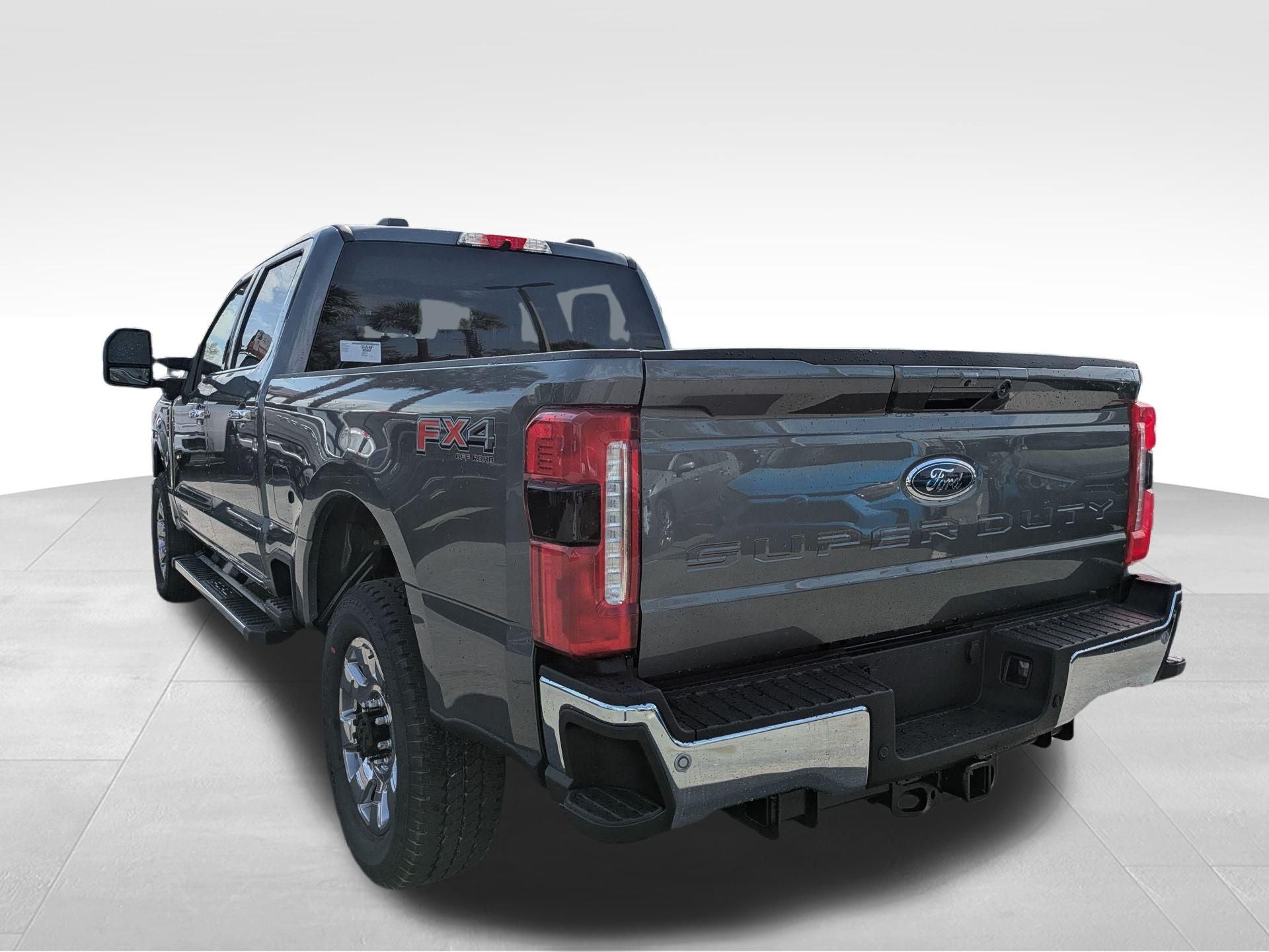 2026 Ford F-350SD F-350® Lariat®