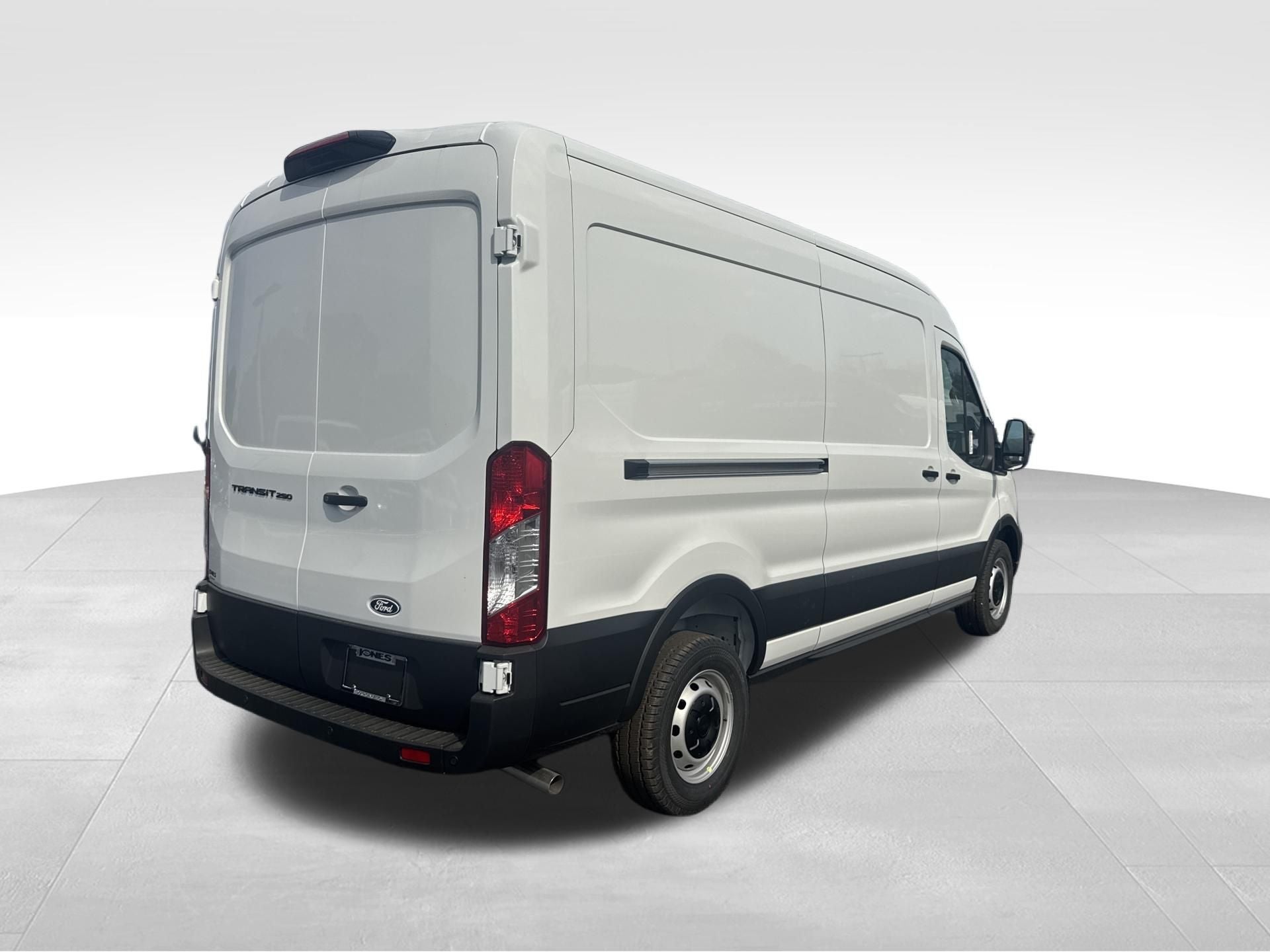 2026 Ford Transit-250 Base