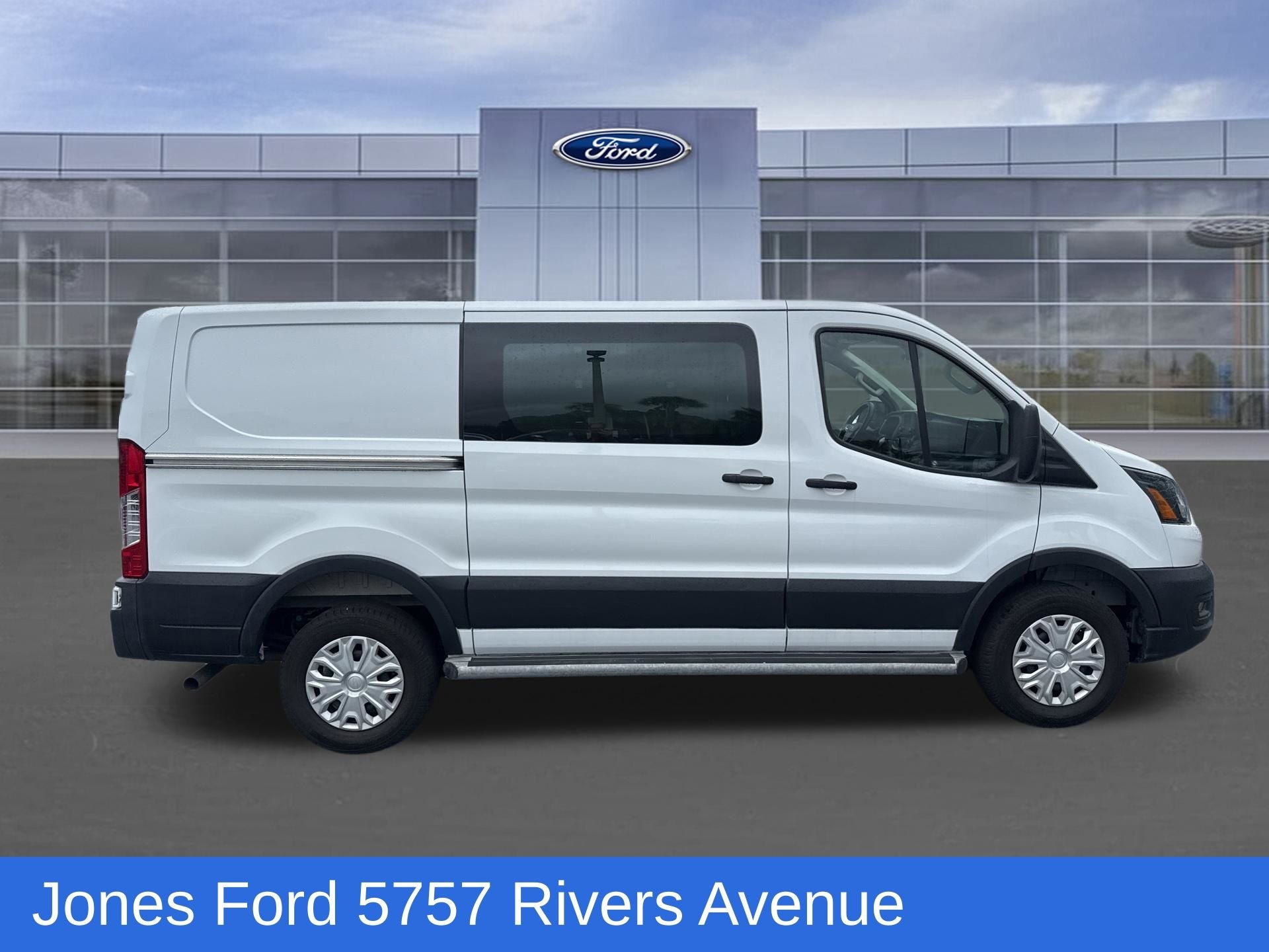 2025 Ford Transit-250 Base