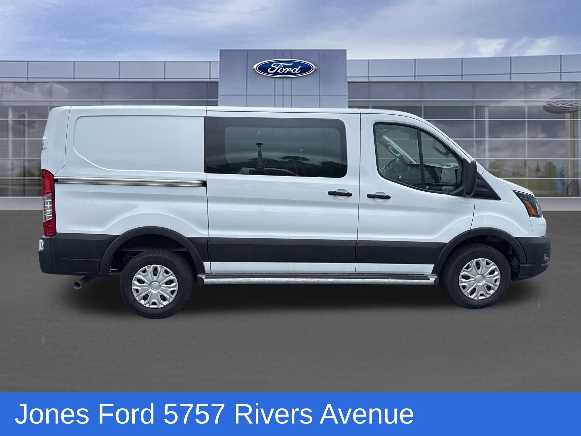 2025 Ford Transit-250 Base