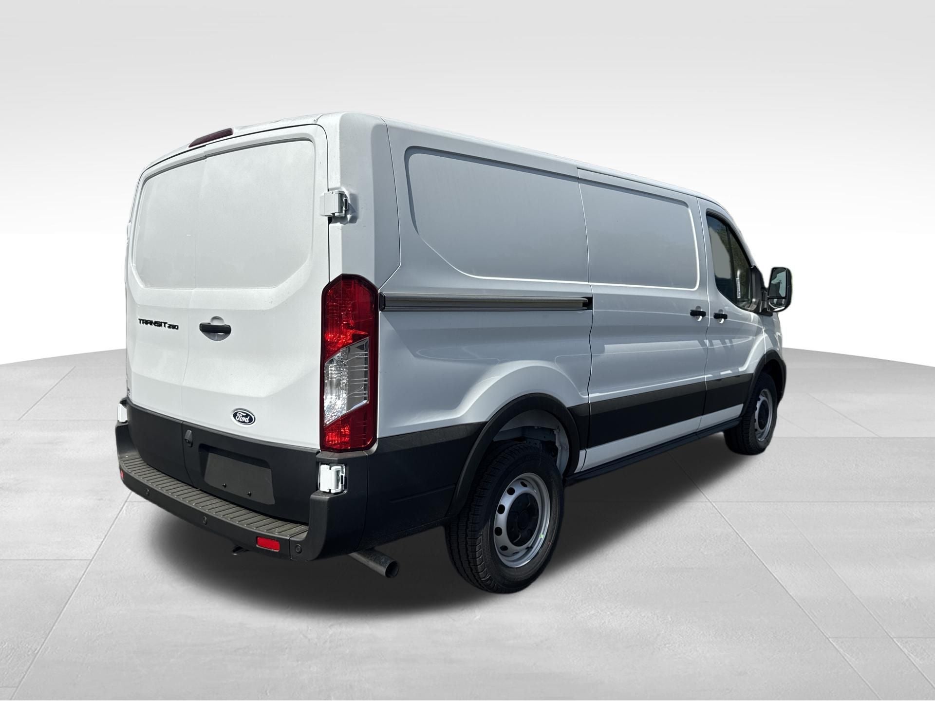 2026 Ford Transit-250 Cargo Van