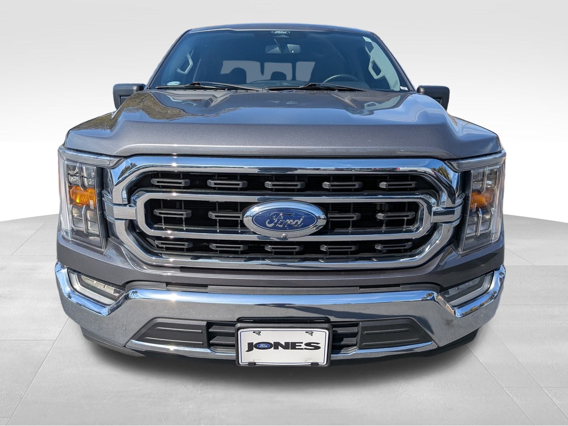 2022 Ford F-150 XLT RWD