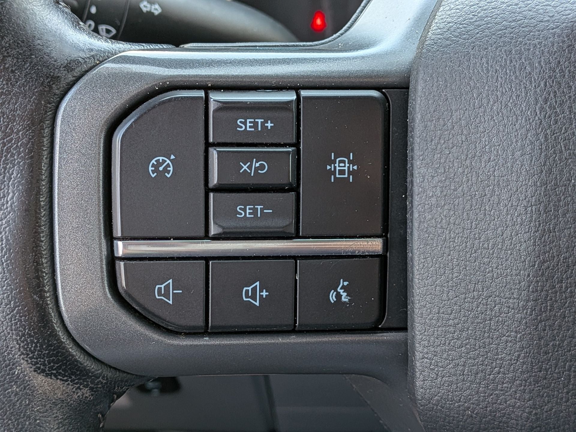 2022 Ford F-150 XLT RWD