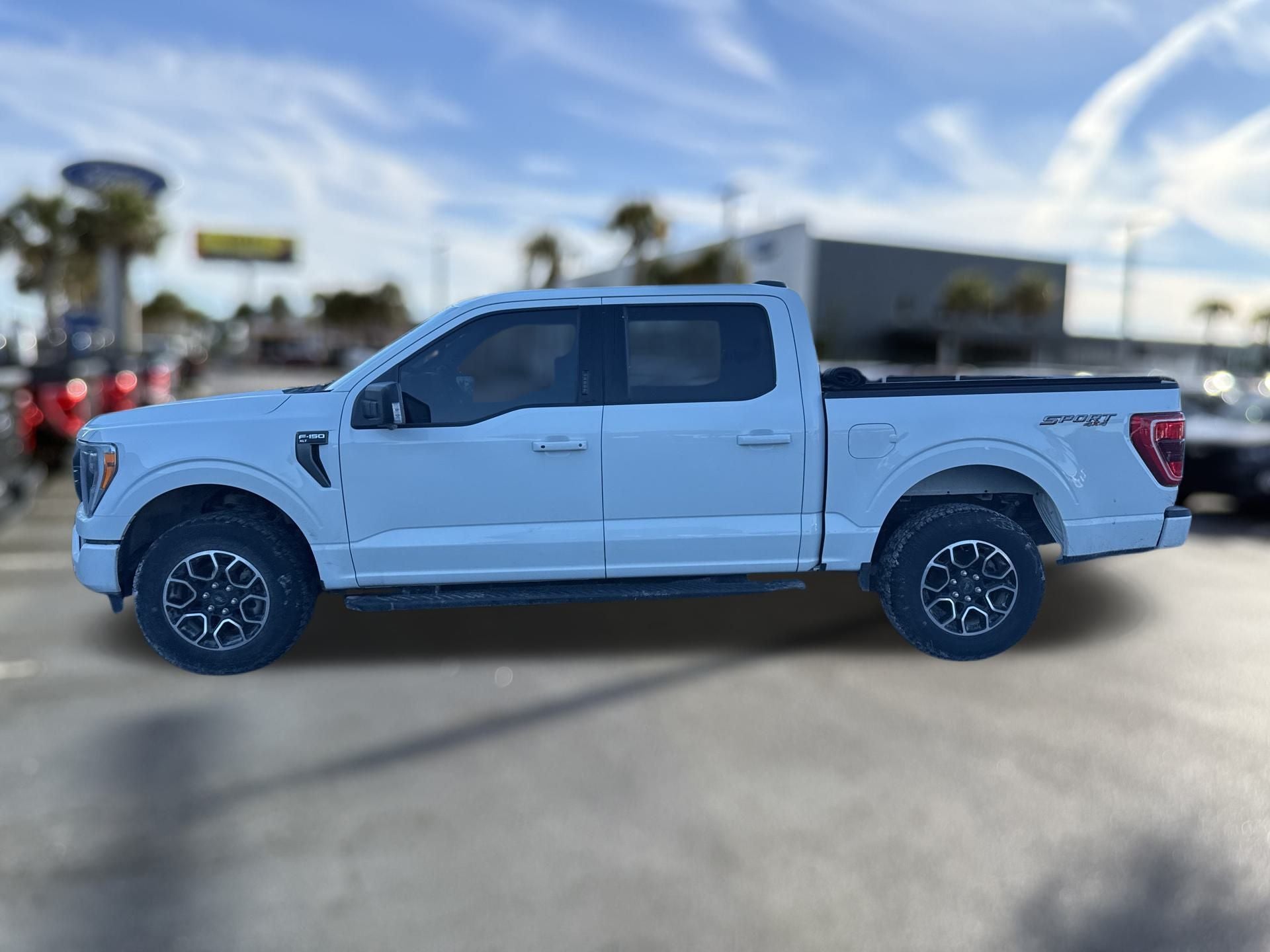 2023 Ford F-150 XLT 4WD