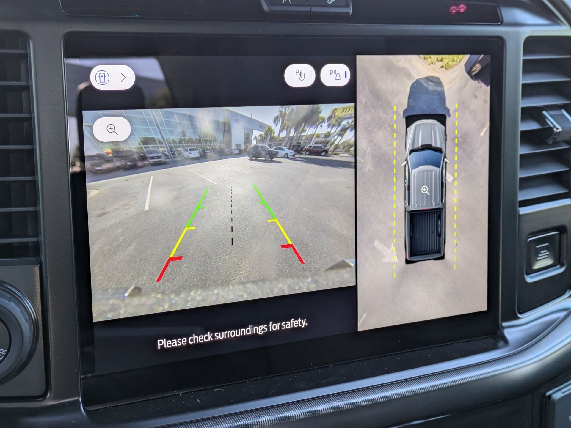 2025 Ford F-150 Platinum®