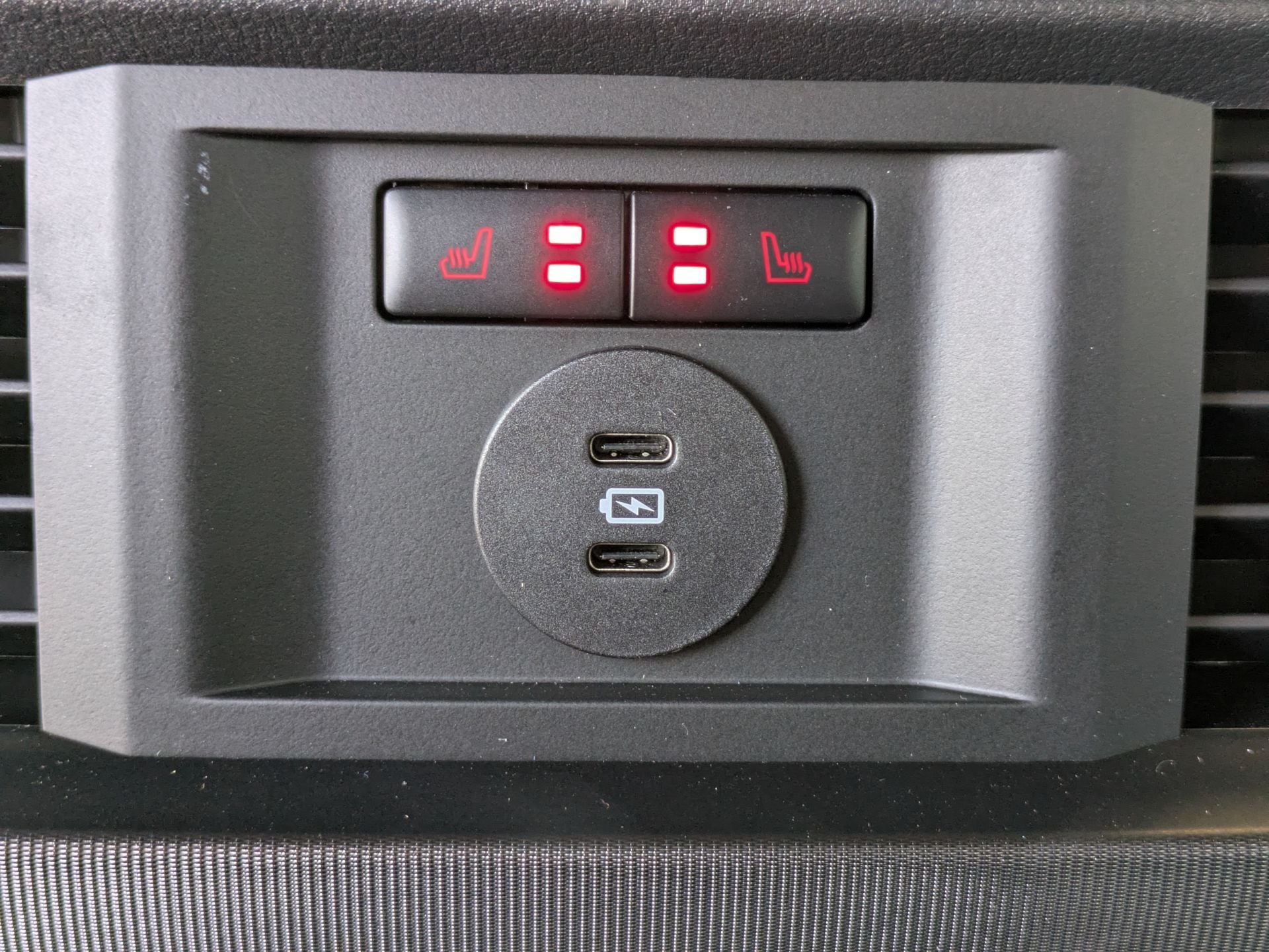 2025 Ford F-150 Platinum®