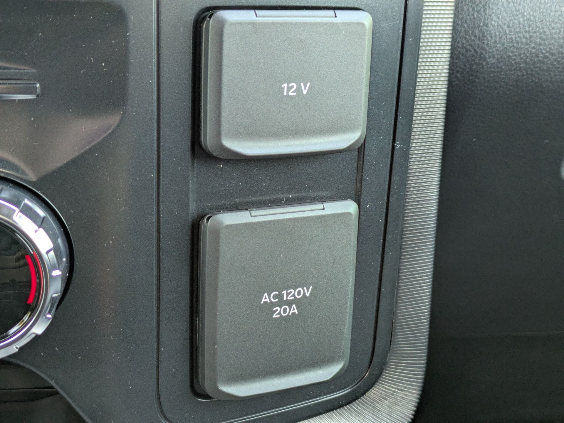 2025 Ford F-150 Platinum®