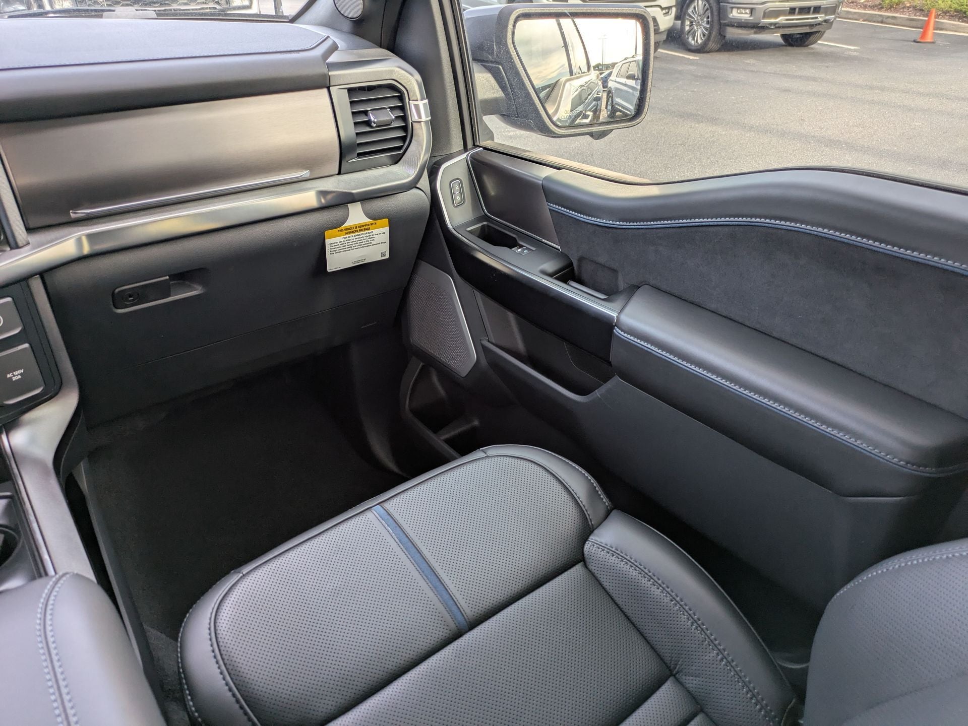 2025 Ford F-150 Platinum®