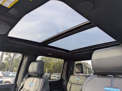 2025 Ford F-150 Platinum®