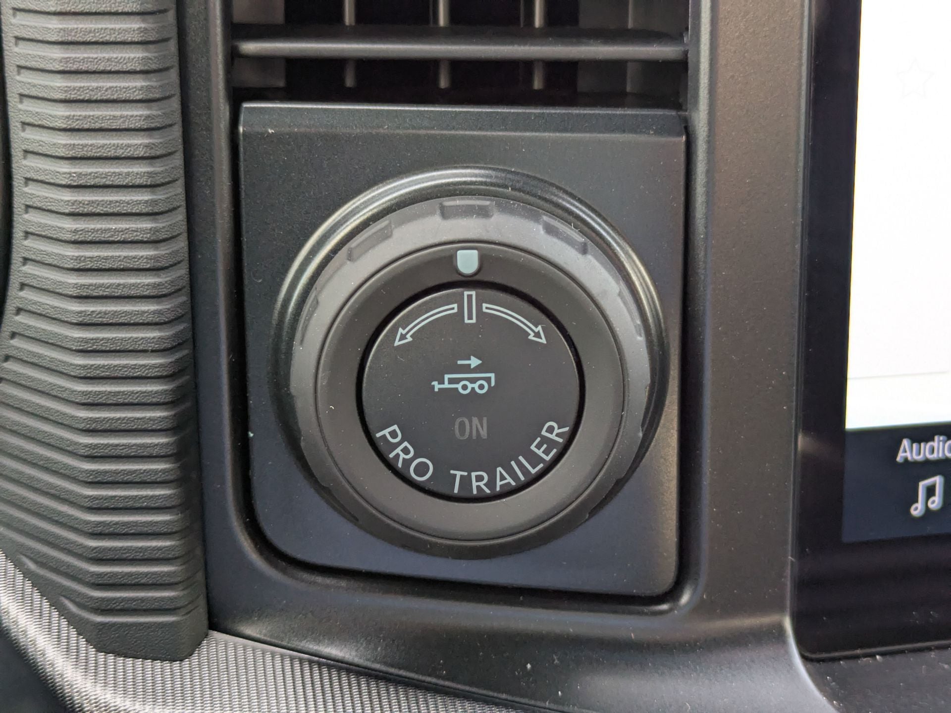 2025 Ford F-150 Platinum®