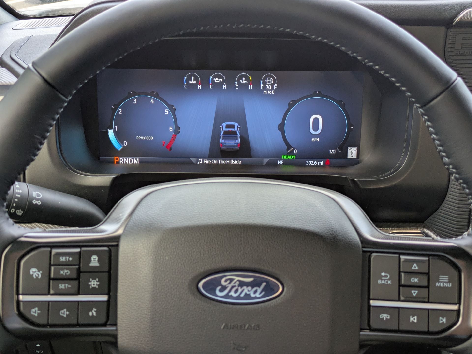 2025 Ford F-150 Platinum®