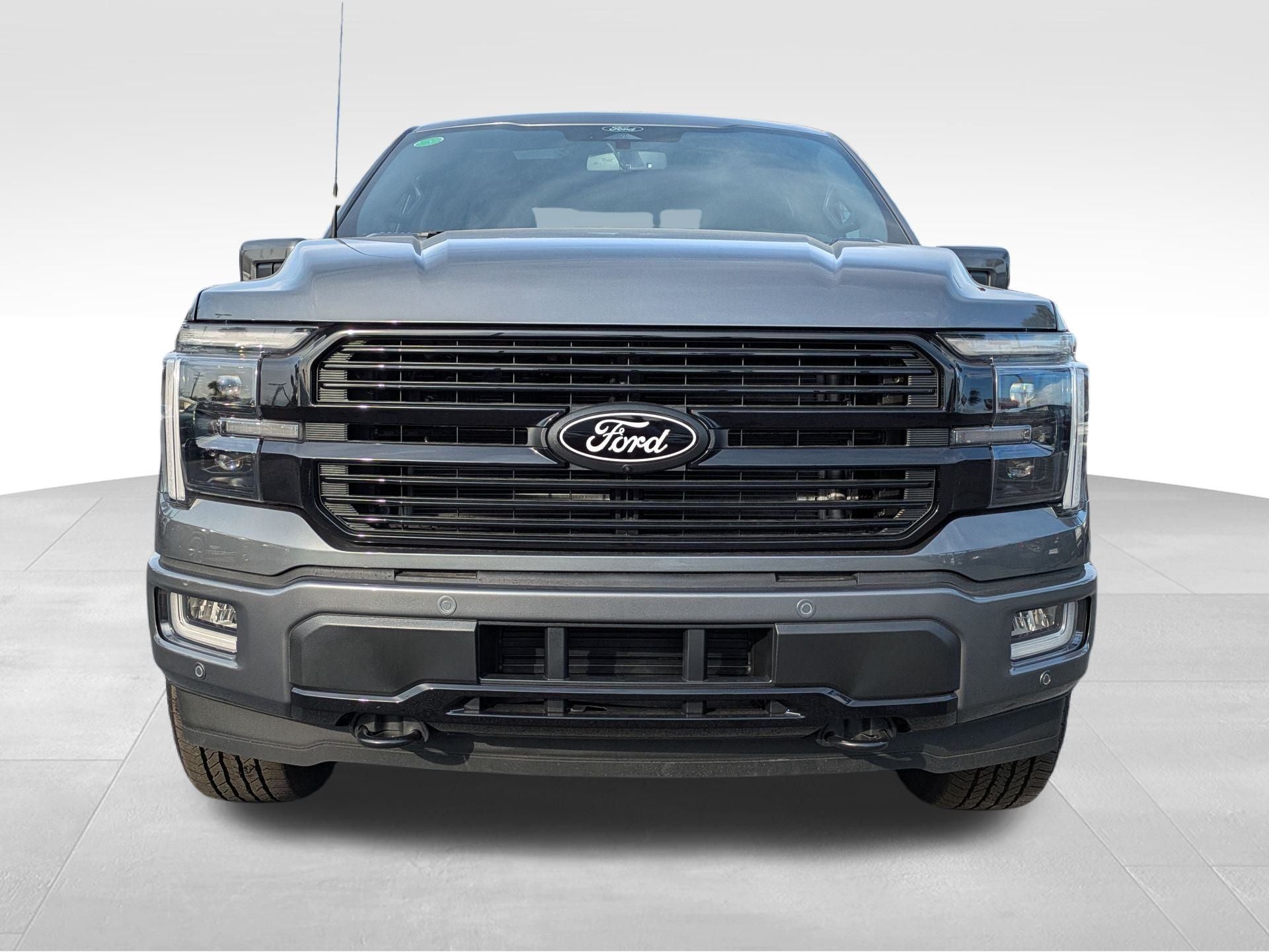 2025 Ford F-150 Platinum®