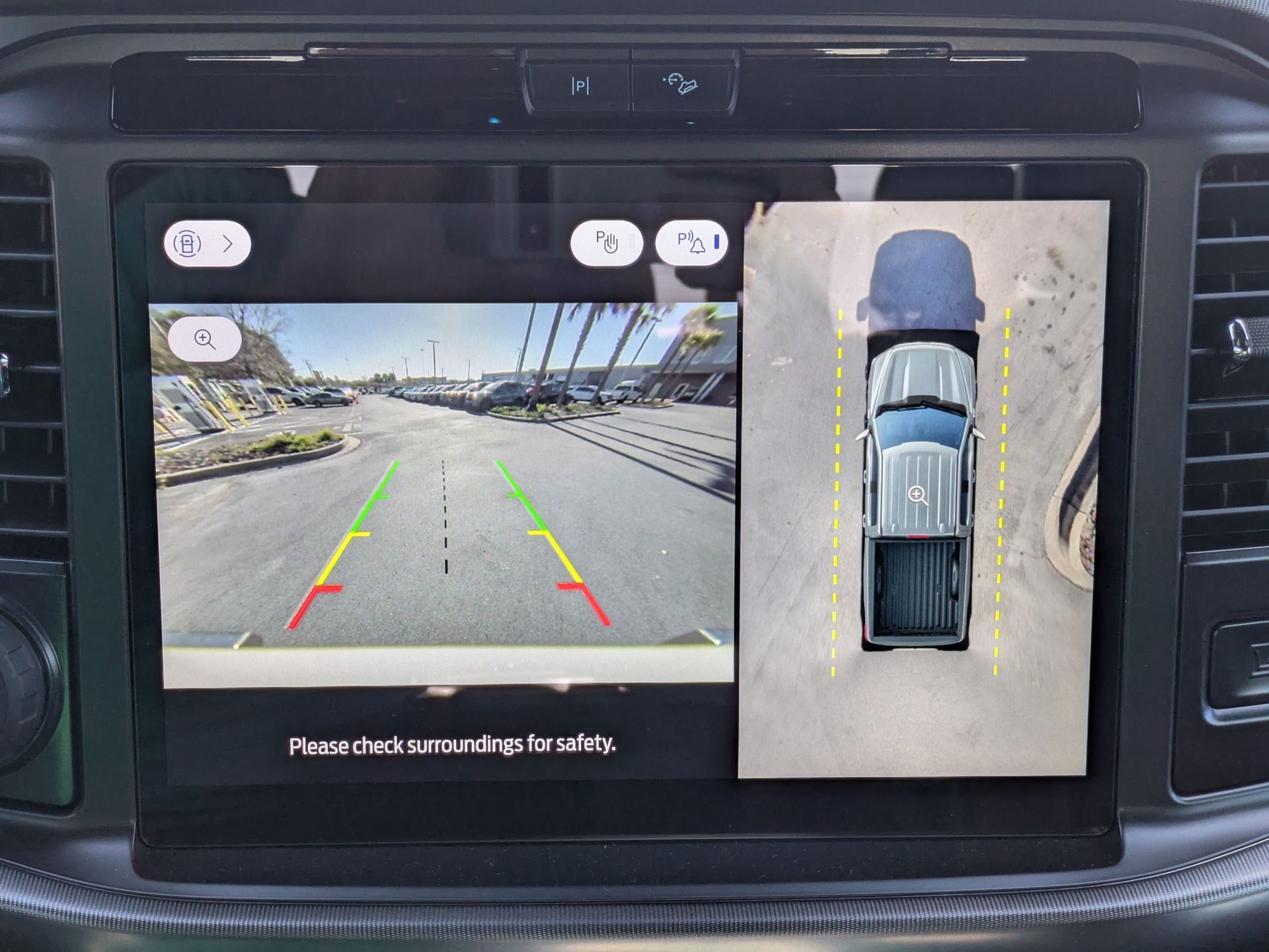 2025 Ford F-150 Platinum®