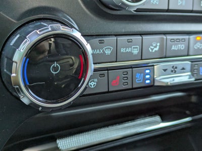 2025 Ford F-150 Platinum®