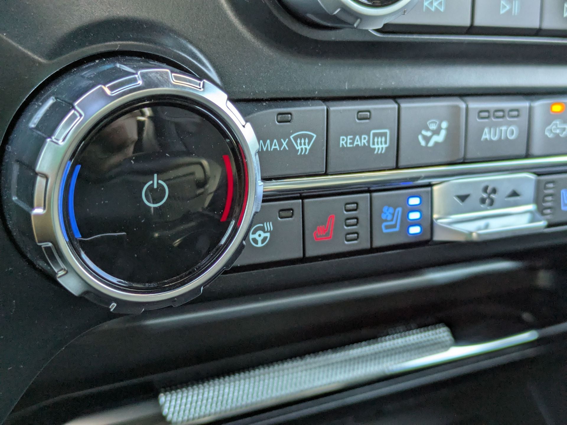 2025 Ford F-150 Platinum®