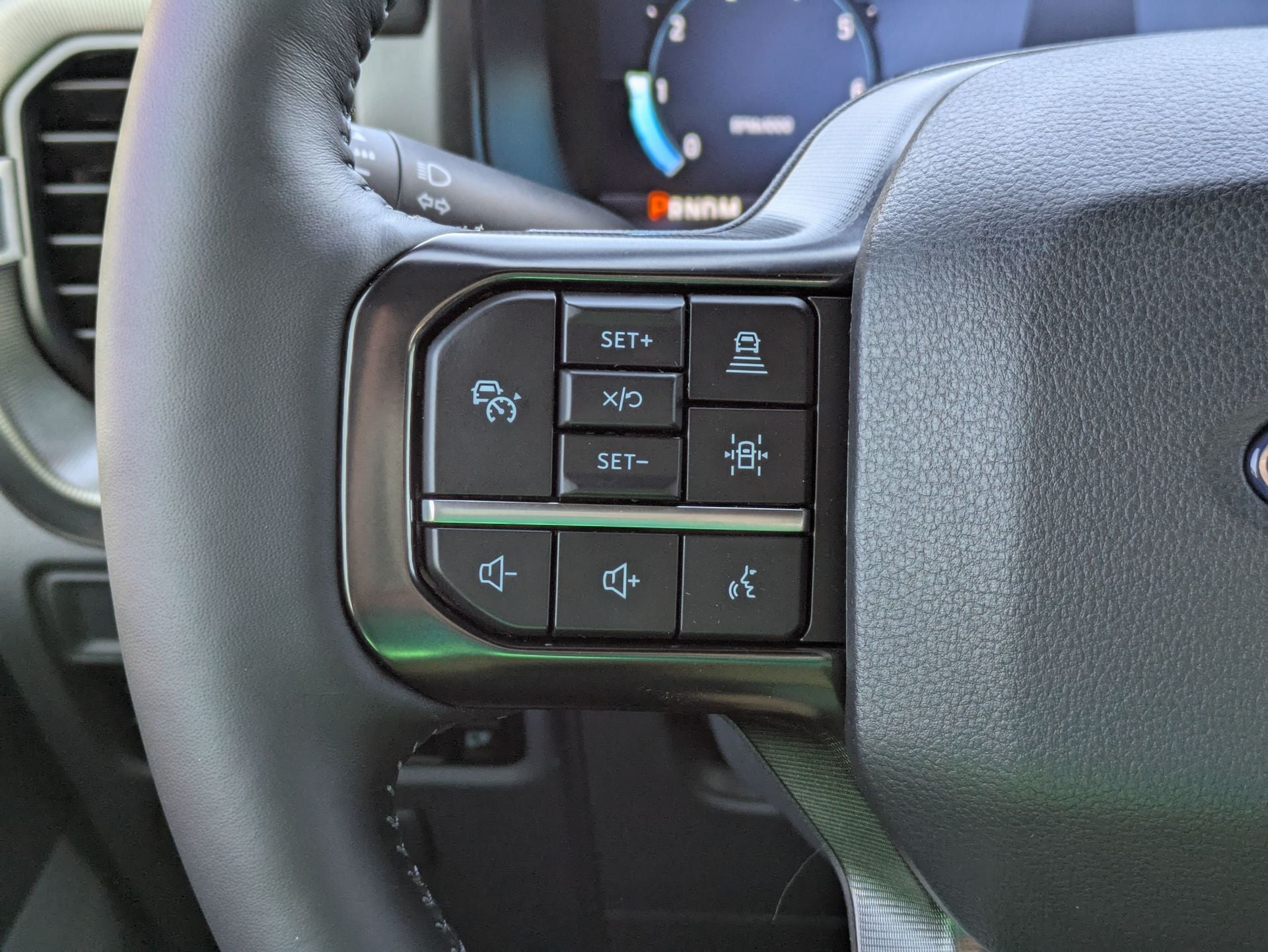 2025 Ford F-150 Platinum®