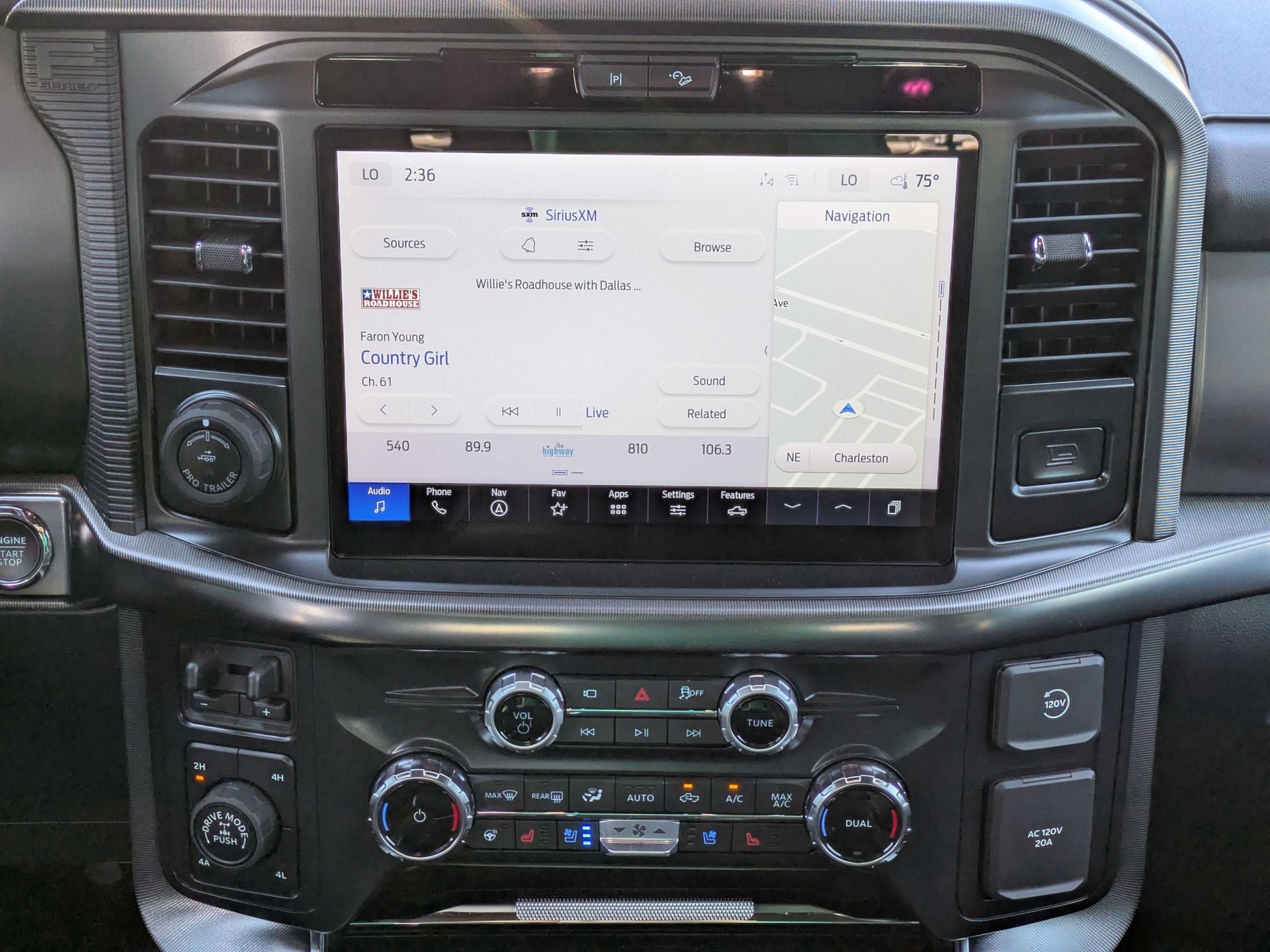 2025 Ford F-150 Platinum®