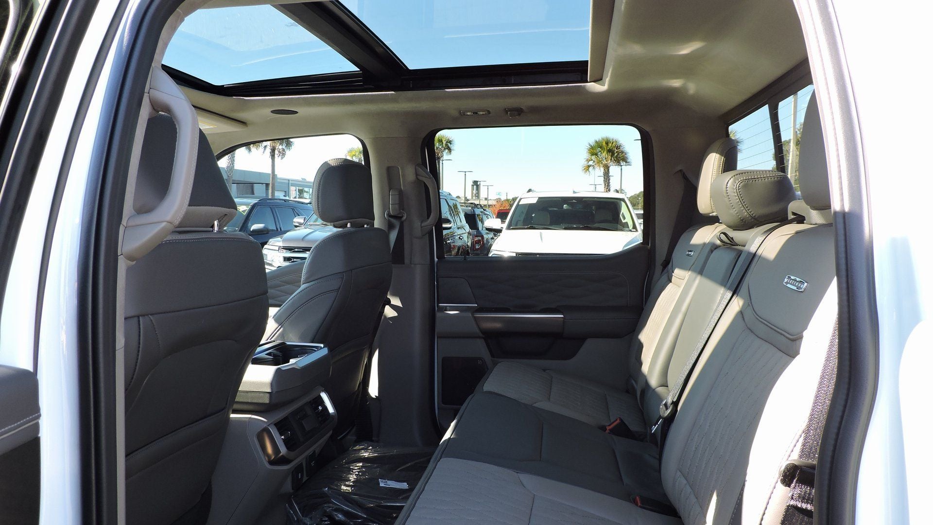 2025 Ford F-150 Platinum®