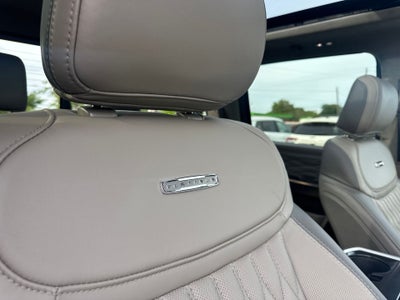 2025 Ford F-150 Platinum®