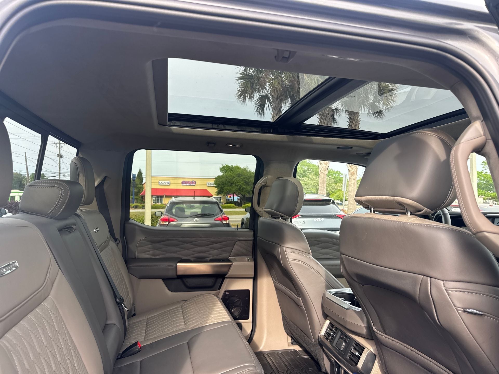 2025 Ford F-150 Platinum®