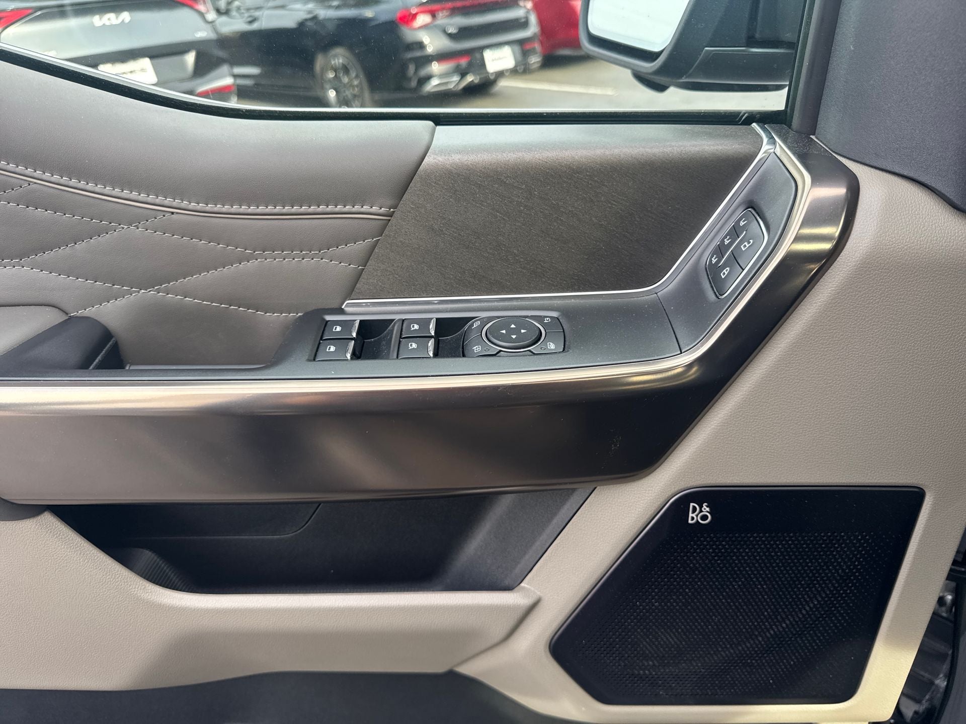 2025 Ford F-150 Platinum®