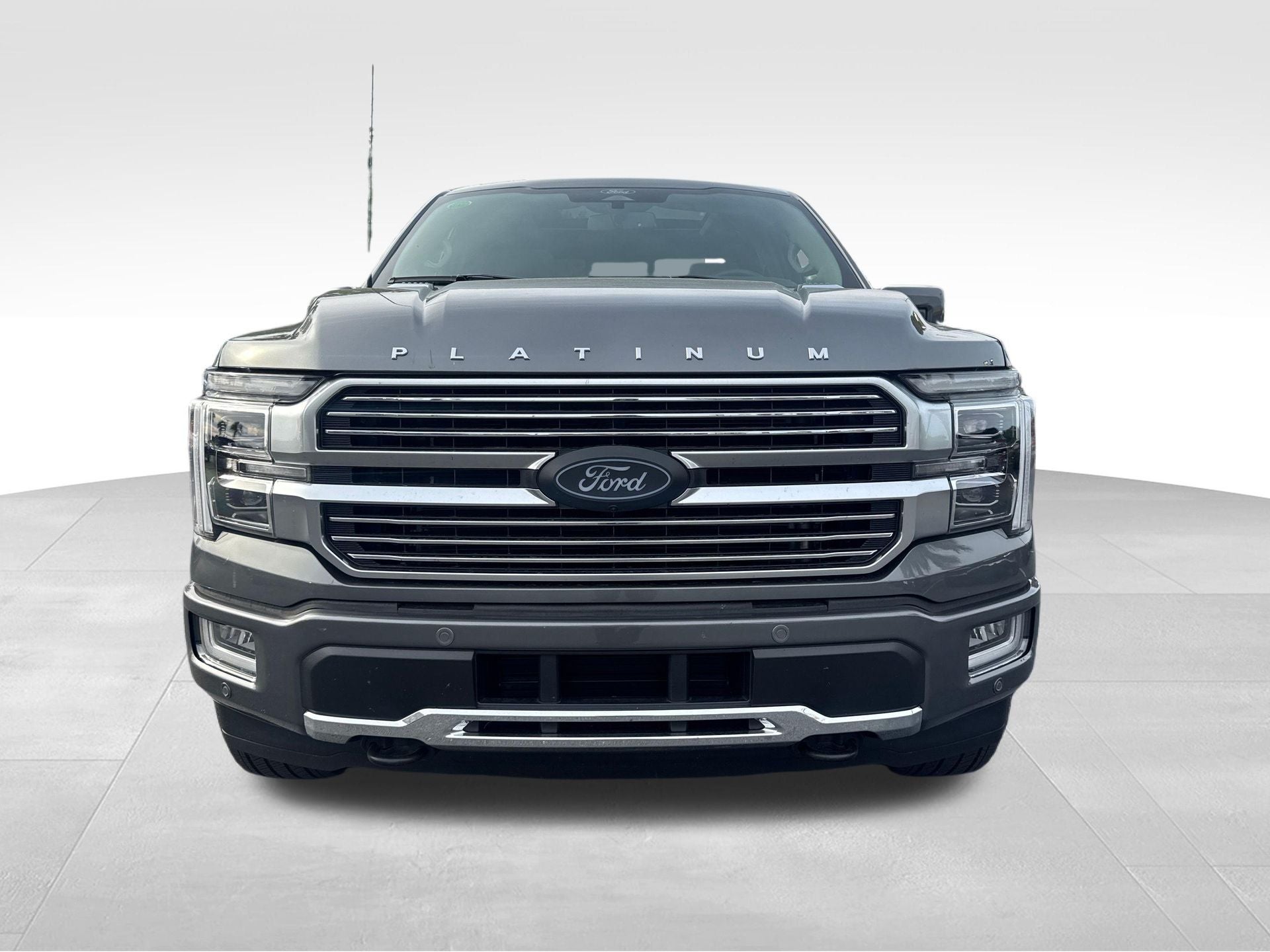 2025 Ford F-150 Platinum®